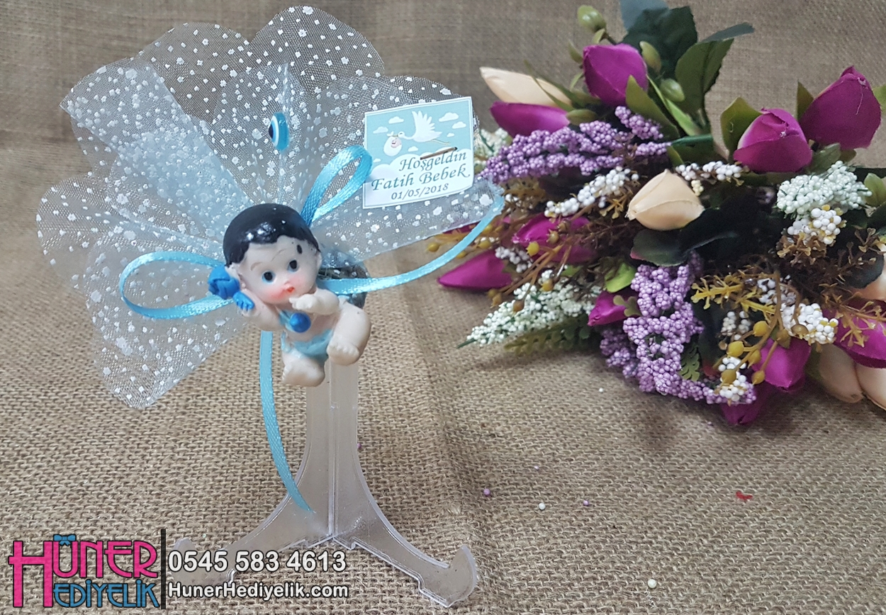 Elinde Çıngırak Olan Bebek Hüner Hediyelik