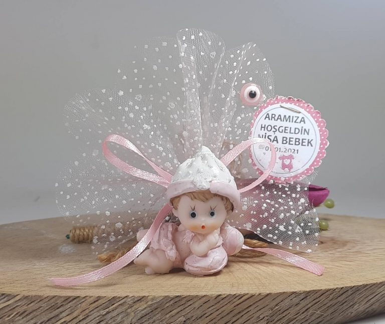 Yastıklı Ve Toplu Bebek Şekeri Biblolu Pembe Renklerde